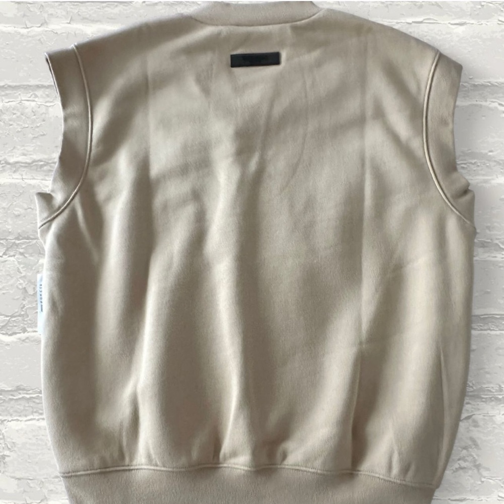 Fear of God Essentials V-Neck Vest in Sand - Picture 7 of 7
